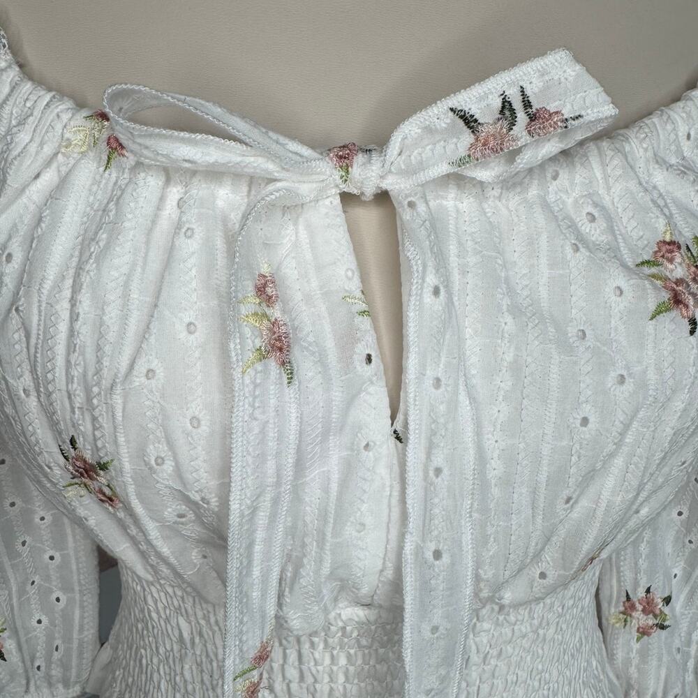KIRIOUS White Eyelet Floral Smocked Peasant Cottagecore Crop Top Large NWT - Picture 5 of 10